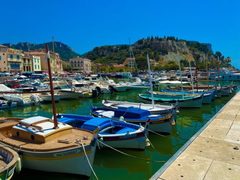 Drive a Cabriolet Between Port of Marseille and Cassis