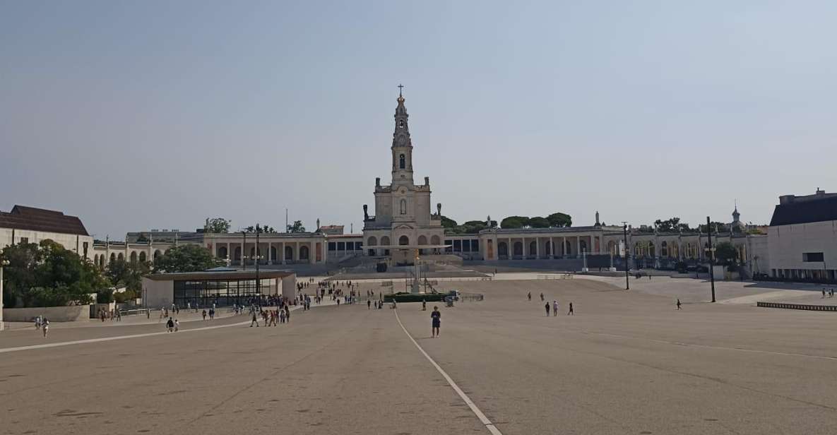 Fátima Tour: Fátima- Nazaré- Óbidos - Tour Details