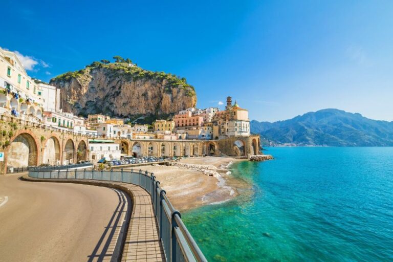 From Florence: Amalfi Coast Transfer With a Stop in Pompeii