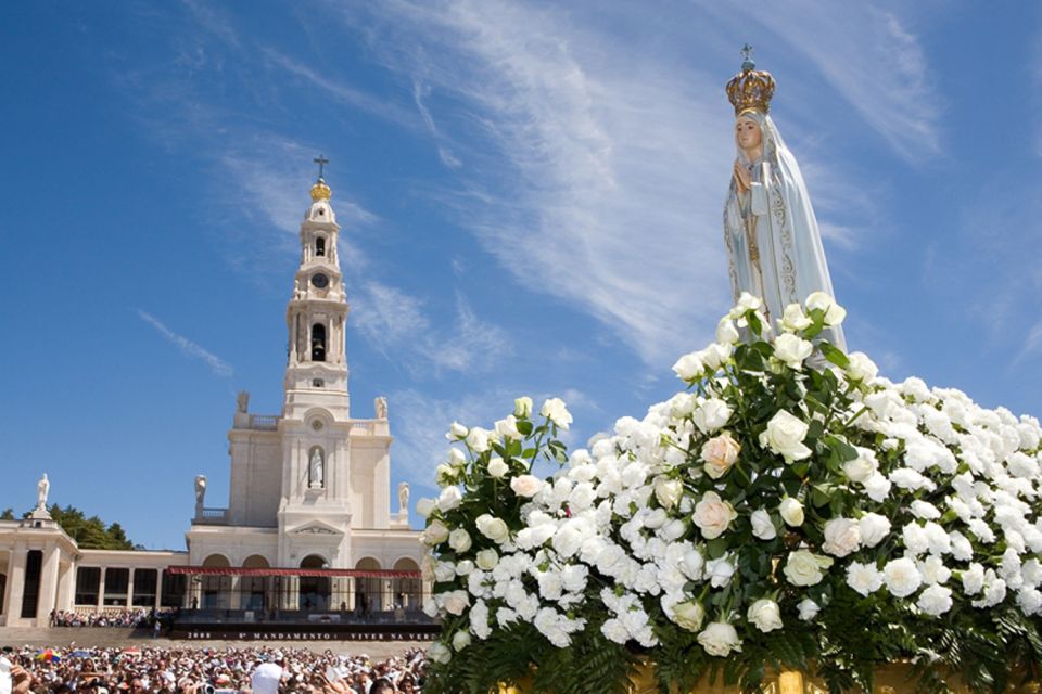 From Lisbon: Fatima Sanctuary Private Day Tour - Tour Highlights