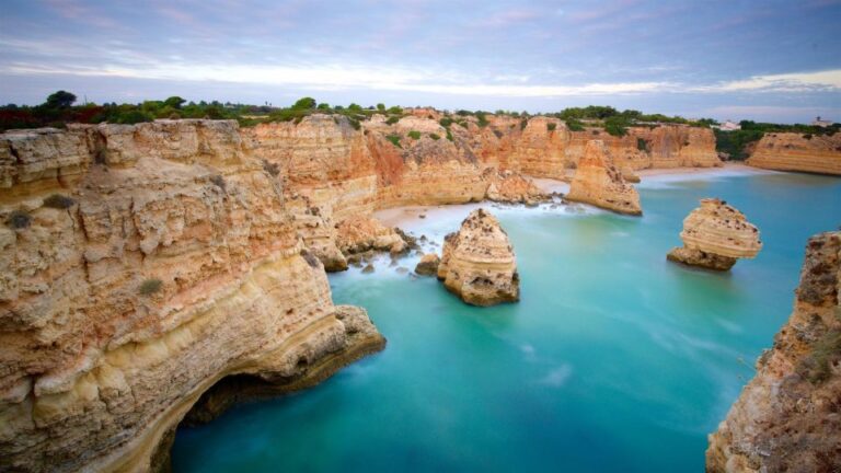 From Lisbon to Algarve Private Tour/Transfer and Drop off