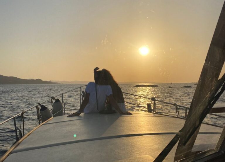 From Palau: Boat Sunset Tour to La Maddalena Archipelago
