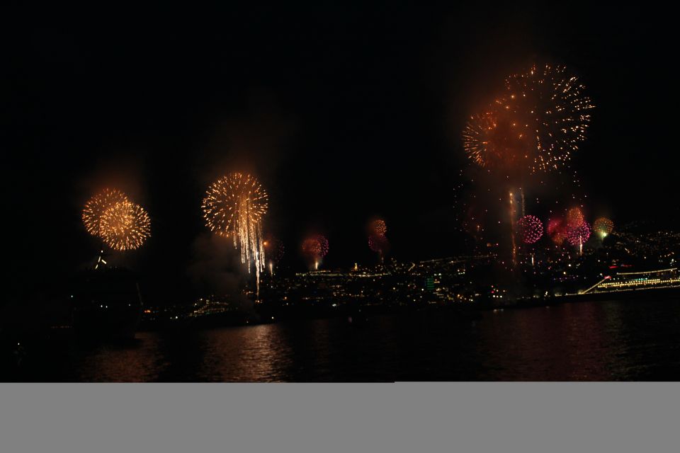 Funchal: New Years Eve Fireworks by Catamaran - Event Details