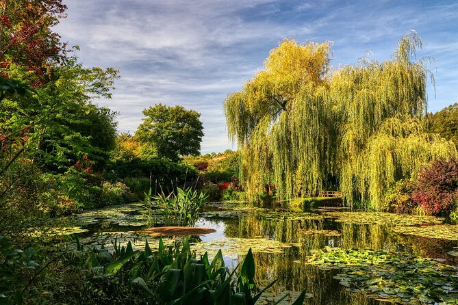 Giverny Private Tour: Monets House & Garden