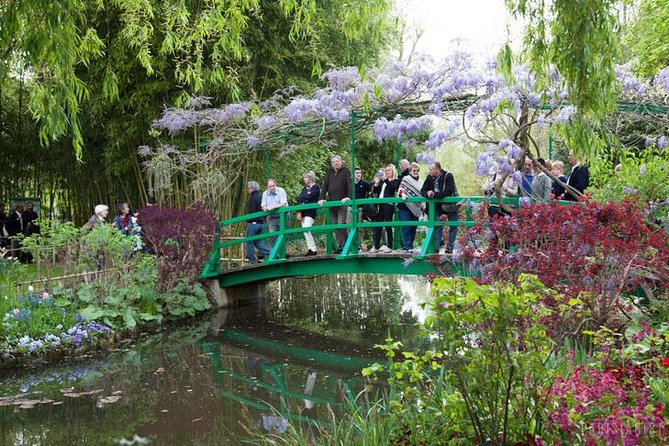 Guided Tour of Claude Monets House in Giverny by Private Car From Paris
