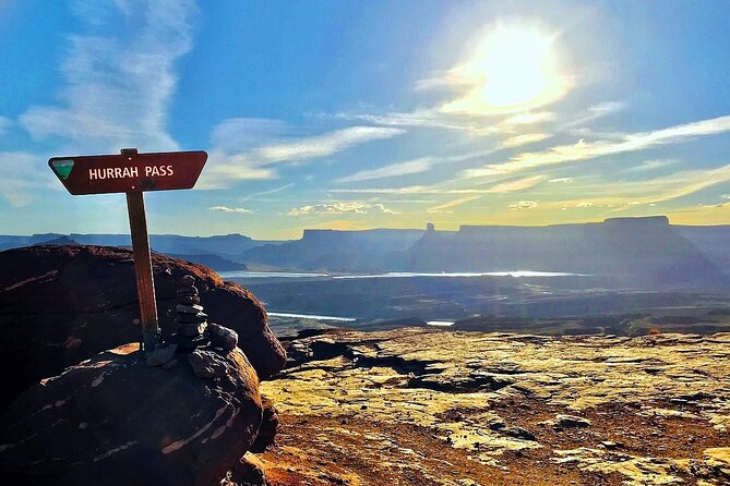 Hurrah Pass Scenic 4×4 Tour in Moab