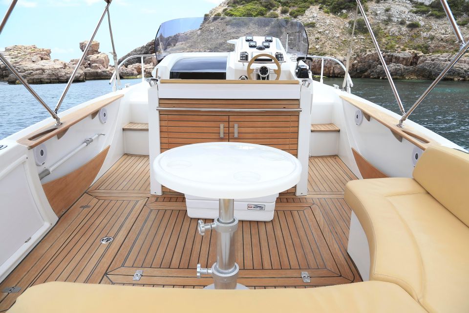 Ibiza: Rent a 9-Person Private Boat, Formentera & Highlights - Boat Rental Details