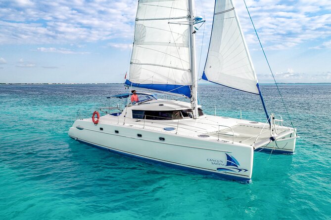 Isla Mujeres Catamaran Tour With Open Bar, and Spinnaker Sailing - Tour Highlights