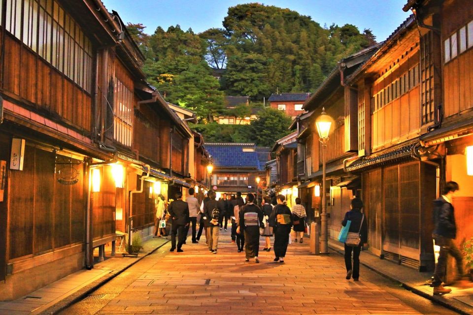 Kanazawa: Private Tour With Local Guide - Booking Details
