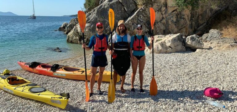 Lefkada: Agios Ioannis & Papanikolis Cave Kayak Tour