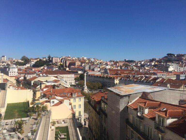 Limousine Tour Covering Lisbon and Cascais&Sintra.