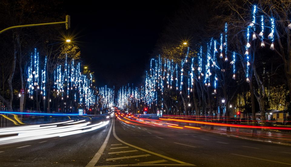 Lisbon'S Christmas Lights Tour 2H - Tour Details