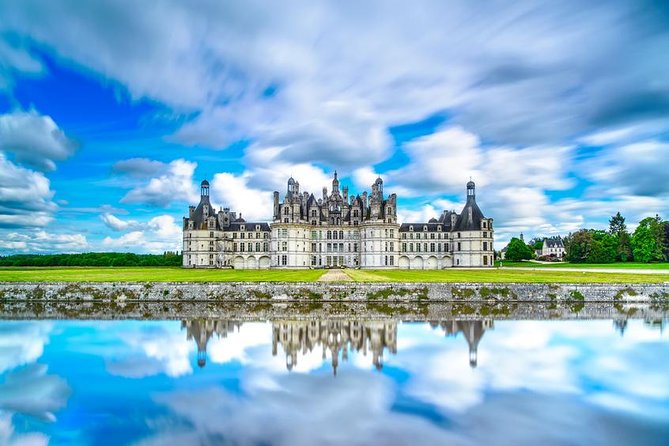 Loire Valley Full-Day Private Guided Tour With Hotel Pickup - Tour Details