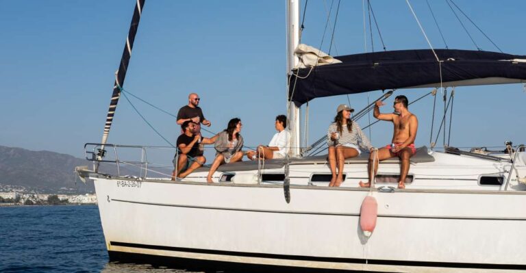 Marbella: Sailing & Dolphin Watching With Snacks and Drinks