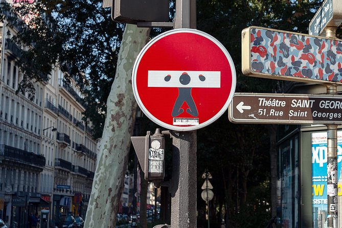 Montmartre Street Art Tour With an Artist - Artist Guide Experience