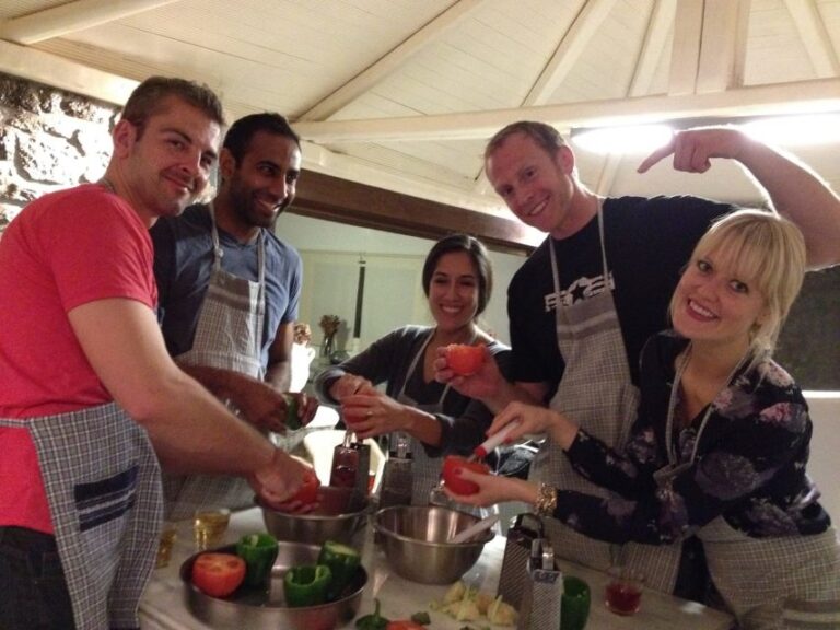 Mykonos: Cooking Class With Food and Wine