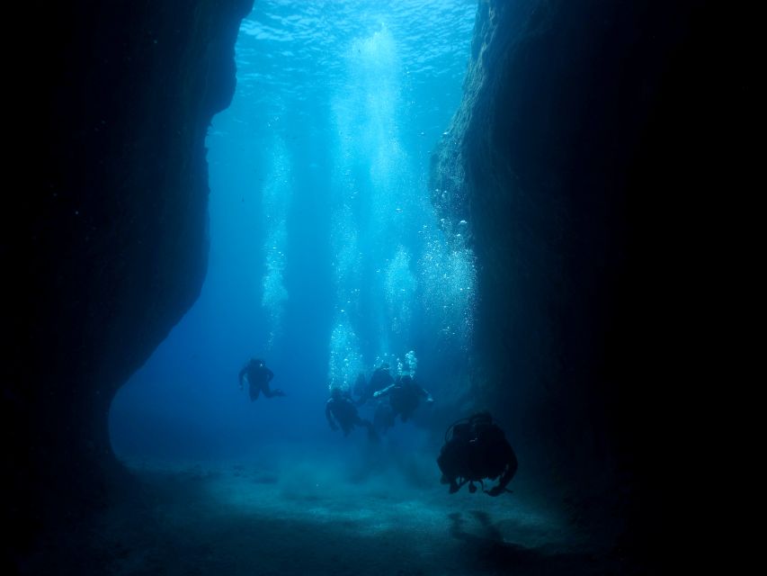 Oia: 2 Guided Scuba Dives off Santorini for Certified Divers - Activity Details