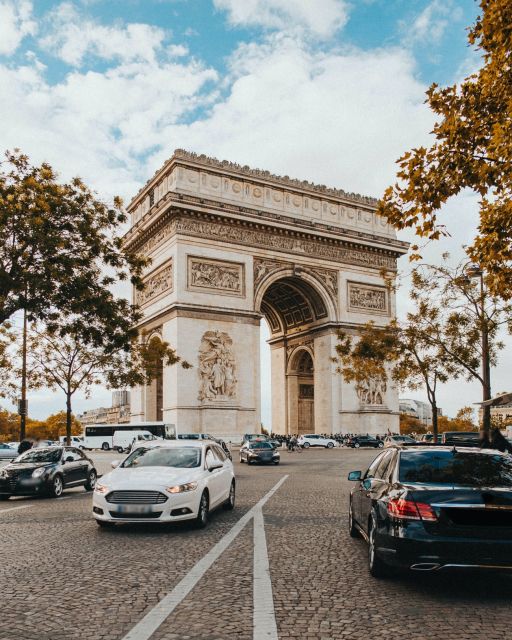 Paris: Private Tour by Chauffer-Driven Car
