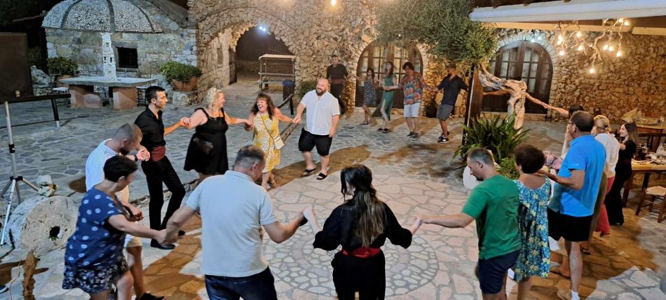 Platanias: Cretan Night With Dinner - Experience the Vibrant Cretan Culture