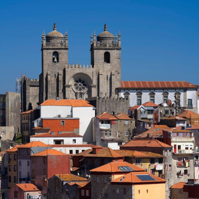 Porto: Private Exclusive History Tour With a Local Expert
