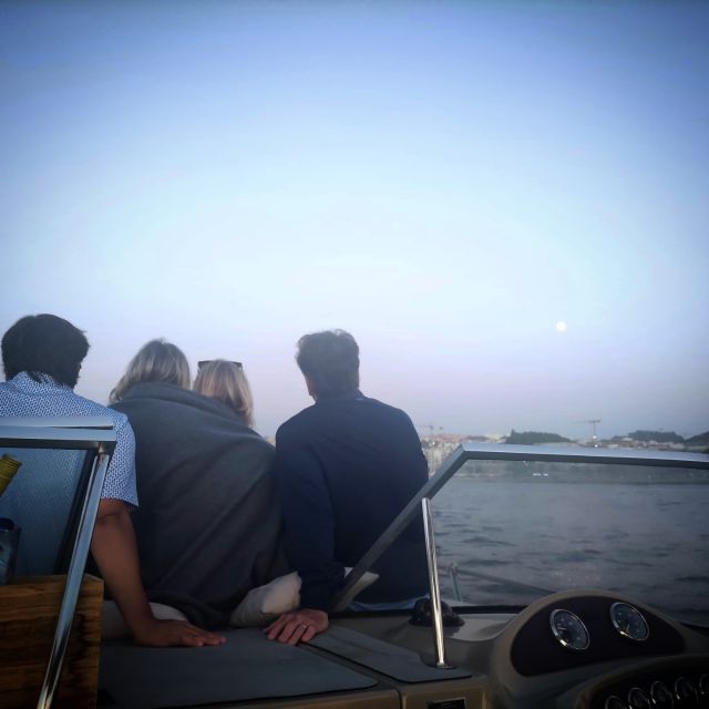 Private Boat Trip 1h30 Between Foz and Ribeira Sunset Option