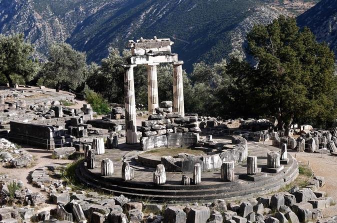 Private Delphi and Thermopylae Full Day Tour From Athens