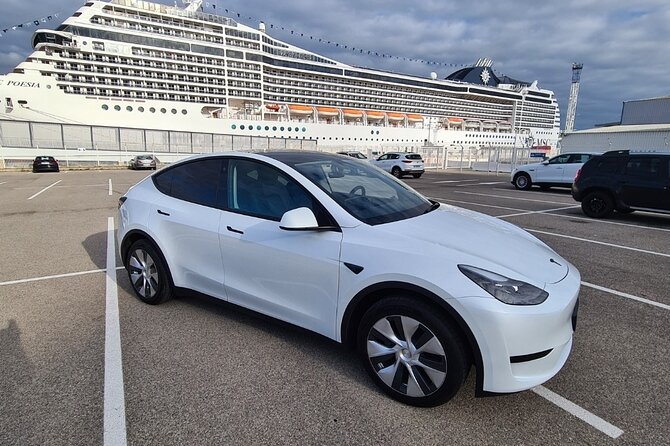 Private Tesla Tour From Marseille to Cassis