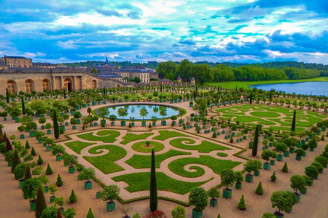 Private Tour to Versailles by Train From Paris