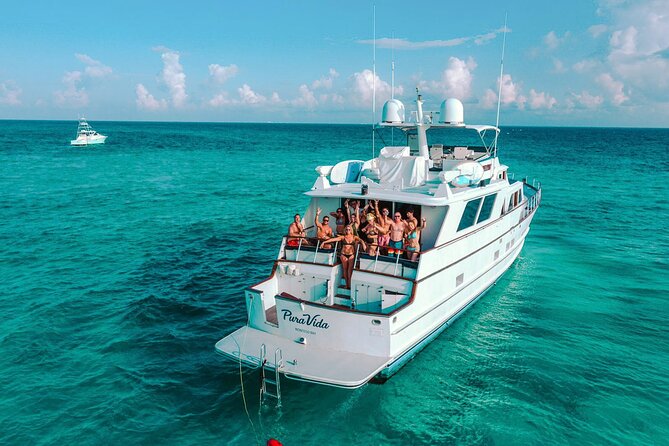 Puerto Aventuras Private 80-Foot Yacht Charter  – Playa Del Carmen