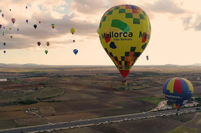 Romantic Sunrise Balloon Tour in Majorca - Booking Information