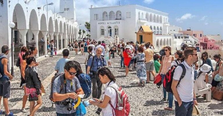 Santorini: Fira Town Walking Tour With Wine Tasting