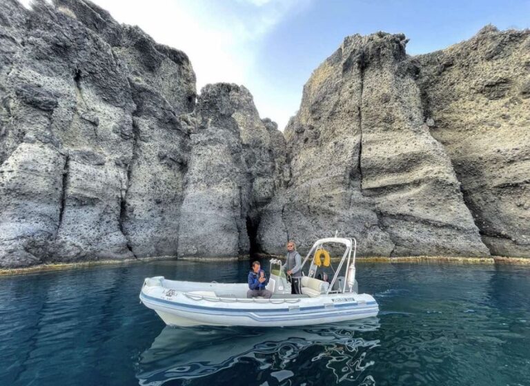 Santorini: License Required – With Skipper