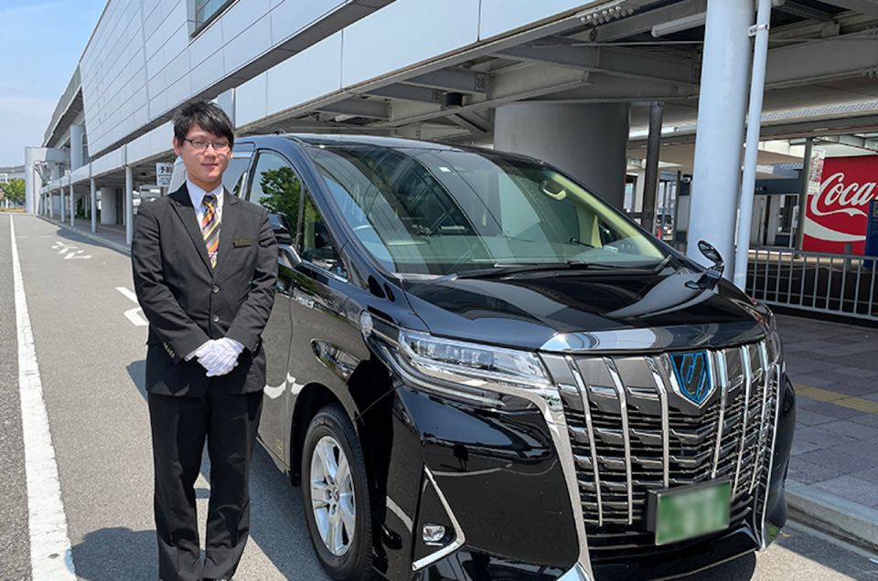 Sapporo City: Private Transfer To/From New Chitose Airport - Booking Details