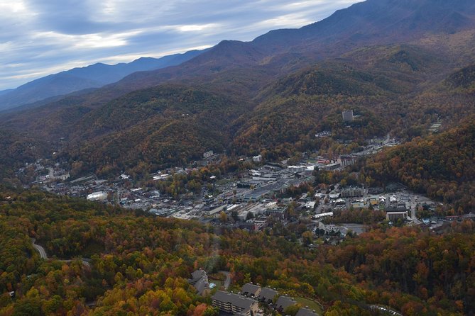 Scenic Helicopter Tour of Wears Valley, Tennessee