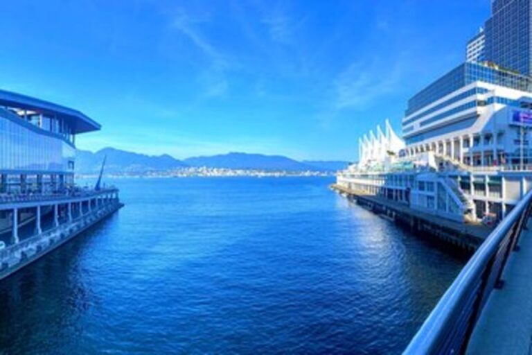 Vancouver Cruise Transfers/ City Sightseeing Tour Private