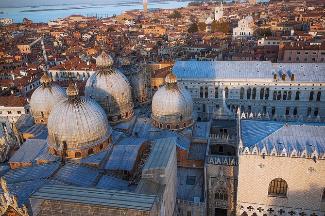 Venice Walking Tour Plus Skip the Lines Doges Palace and St Marks Basilica Tours