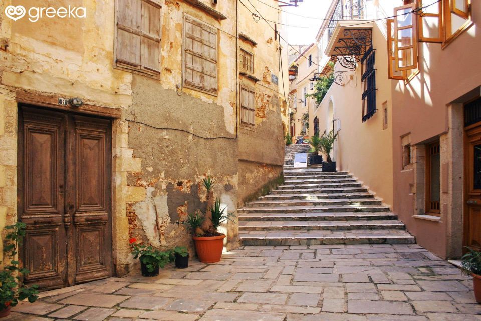 VENIZELOS TOMBS, CHANIA OLD TOWN AND HARBOR - Tour Details and Logistics