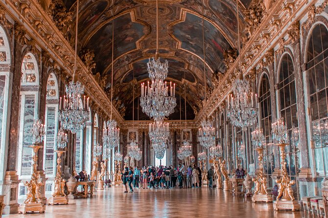 Versailles Palace Live Tour With Gardens Access From Paris