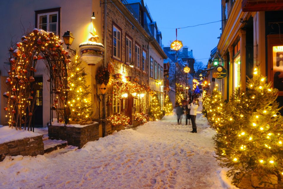 2-Hour Christmas Magic Tour in Old Quebec - Booking Information