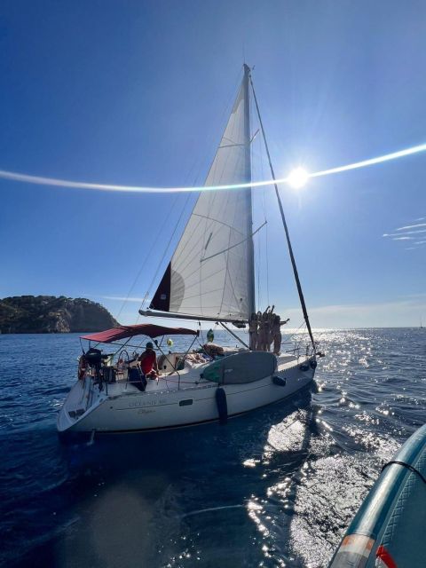 ANDRATX: ONE DAY TOUR ON A PRIVATE SAILBOAT - Booking Details