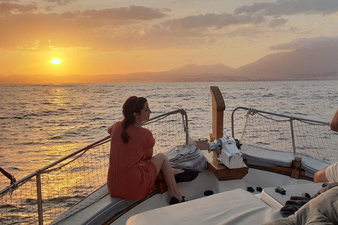 Boat Trip at Sunset + Bottle of Cava + Seafood Tapa - Additional Information