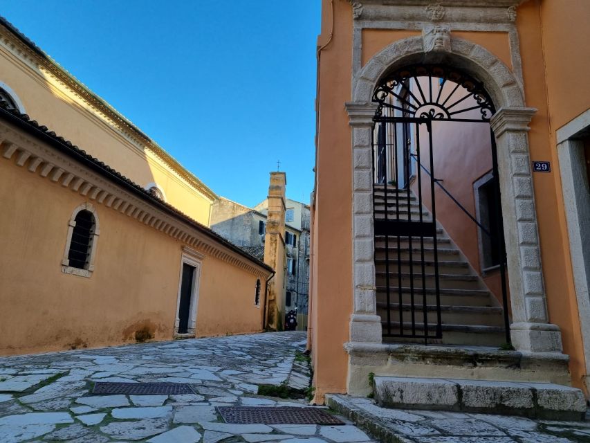 Corfu: Small Group City Walking Tour - Highlights