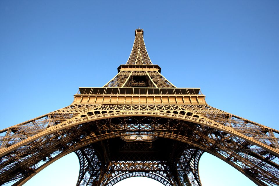 Day Trip to Paris With Eiffel Tower and Lunch Cruise - Experience Highlights