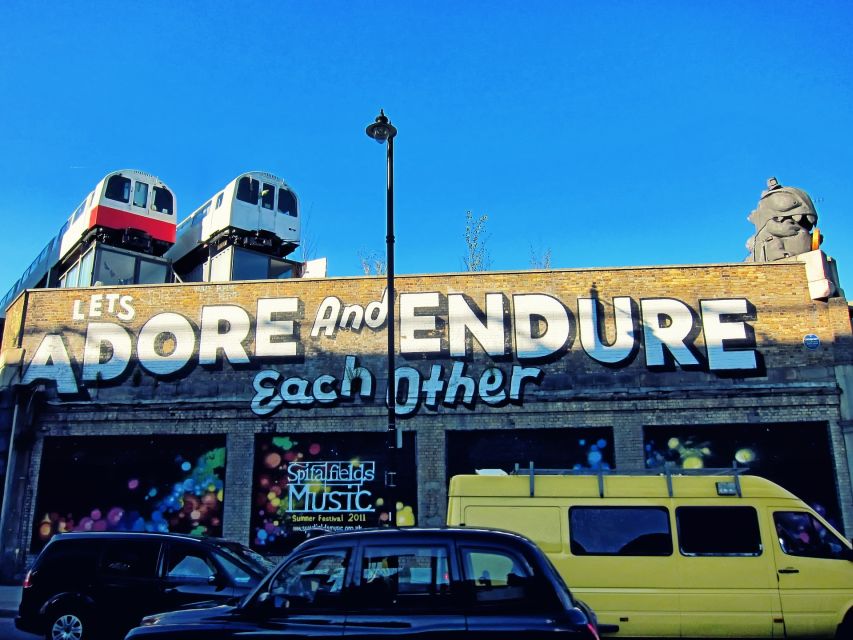Discover Shoreditch: Londons Coolest Neighborhood - Trendy Cafes and Food Stalls