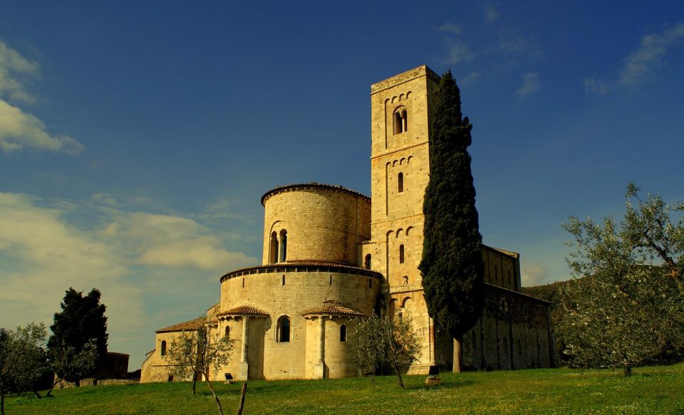 Exclusive Brunello Di Montalcino Day Trip From Florence - Itinerary