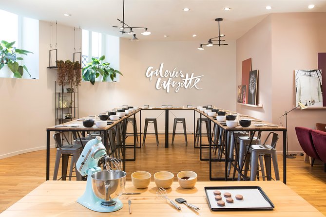 Family Experience-Macaron Bakery Class at Galeries Lafayette - Meeting Point and Logistics