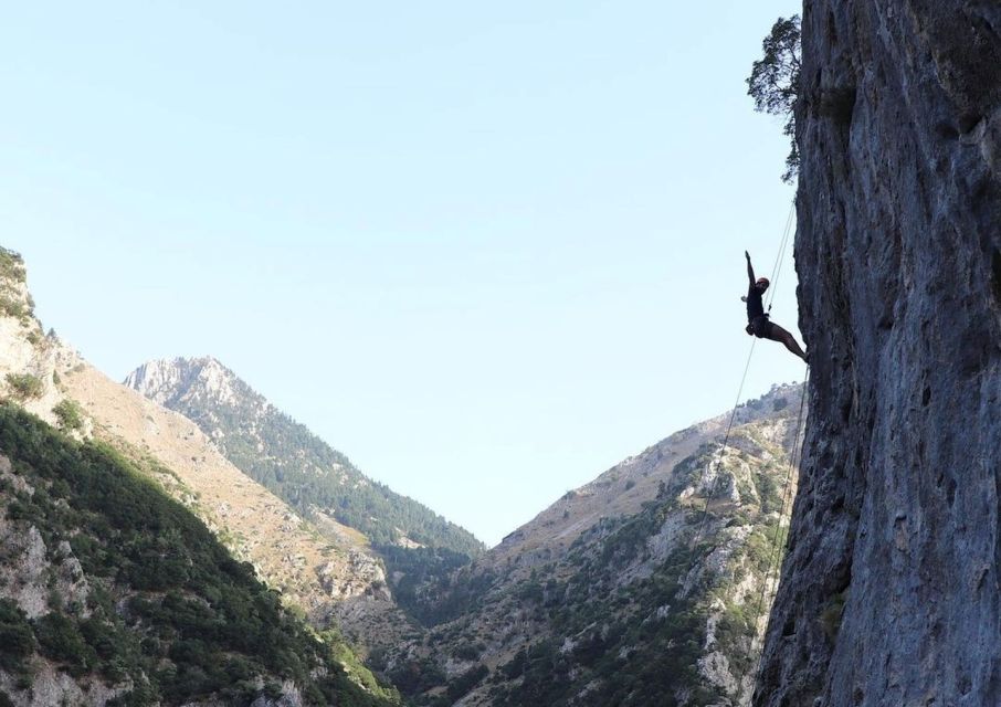 From Kalamata: Rock Climbing in Lagada - Location and Climbing Park