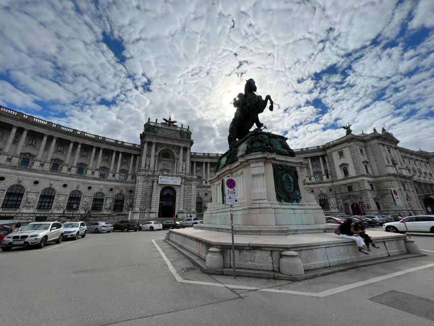 Highlights of Vienna With Cathedral, Private Walking Tour - Key Highlights and Exploration Points