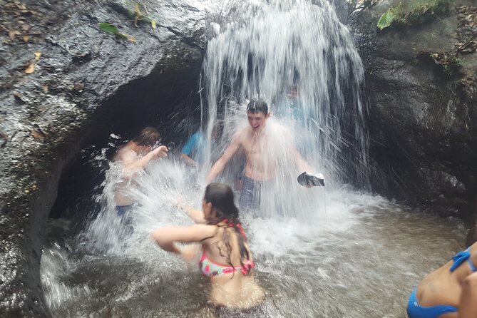 Hiking and Waterfall Tour in Jaco - Tour Logistics