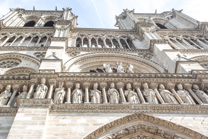 Historic Paris: Exclusive Private Tour With a Local Expert - Tour Overview and Inclusions
